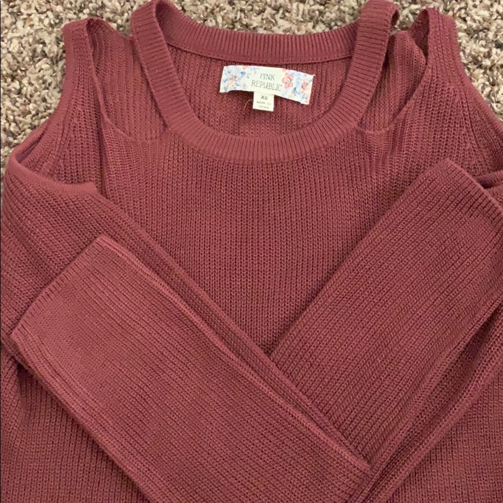 knitted long sleeve